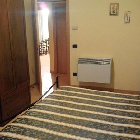 ホテル L'Antipapa フォンディ 部屋 写真